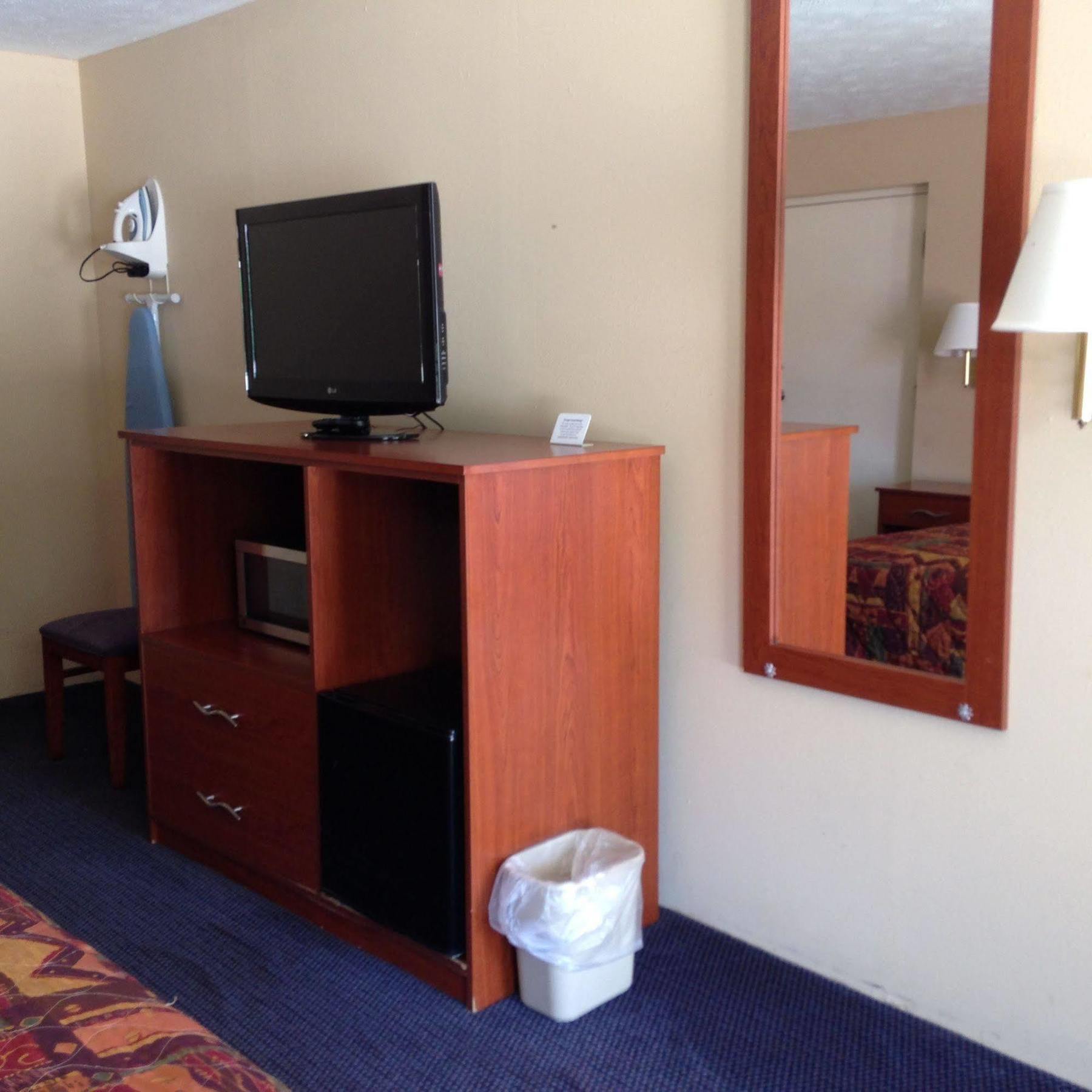 Knights Inn Elizabethtown Экстерьер фото