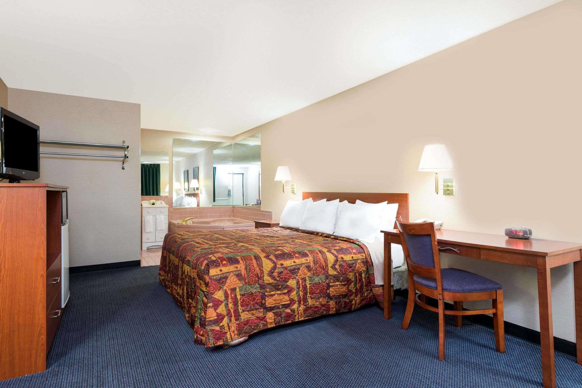 Knights Inn Elizabethtown Экстерьер фото