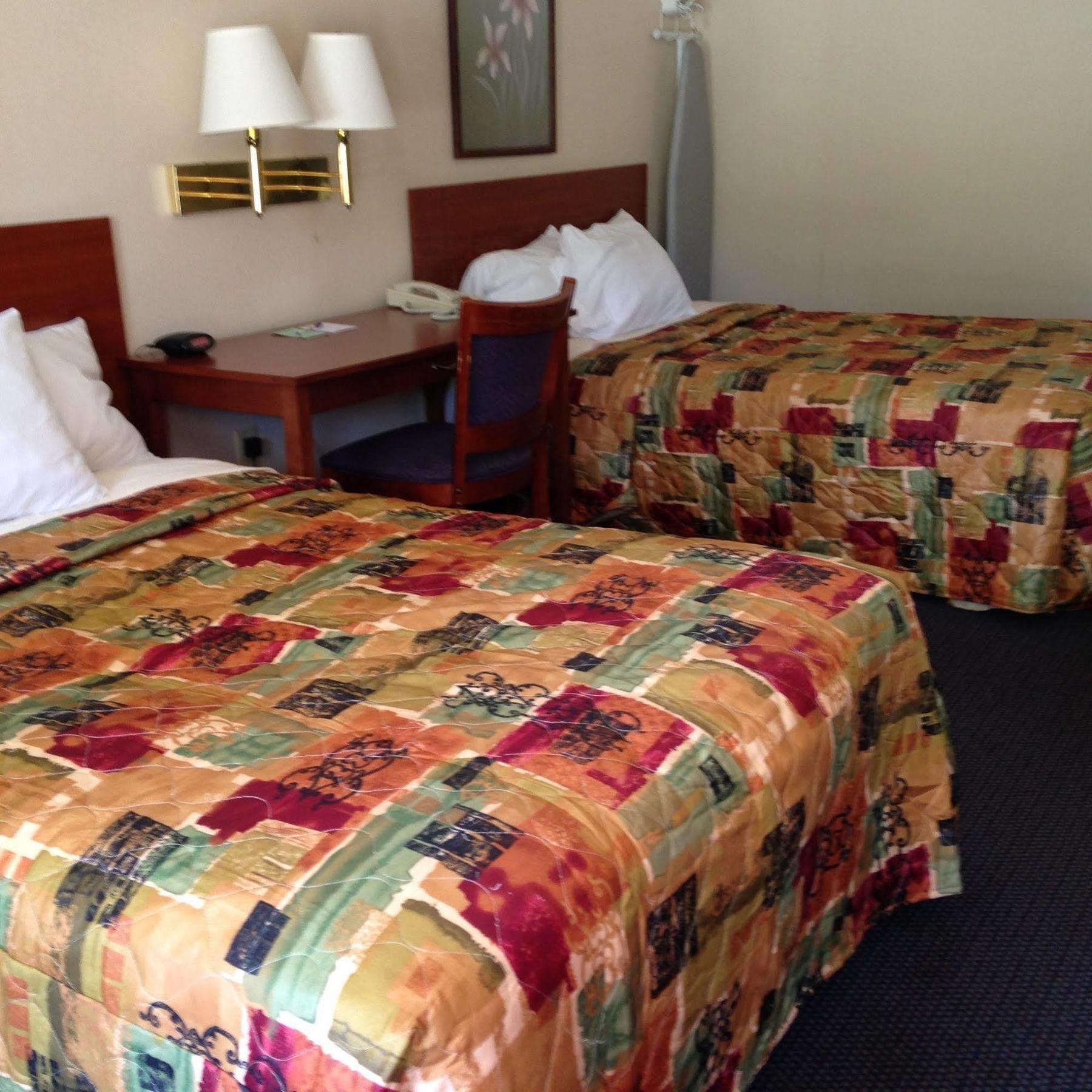 Knights Inn Elizabethtown Экстерьер фото